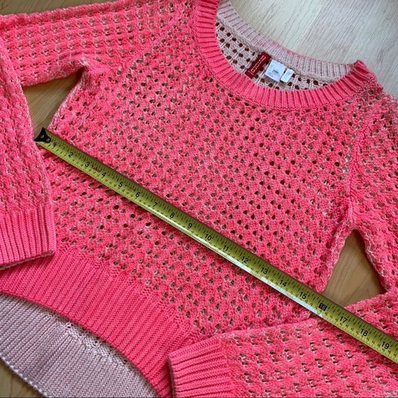 Pink H&M Sweater - Picture 7 of 8